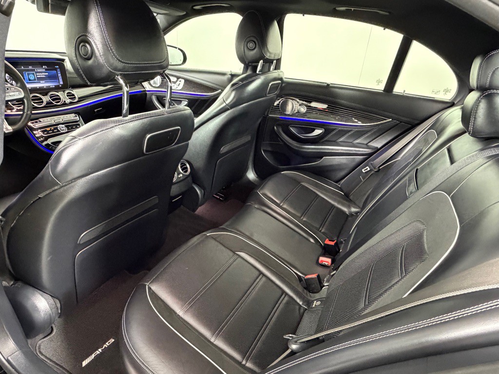 2019 Mercedes-Benz E-Class Image 22