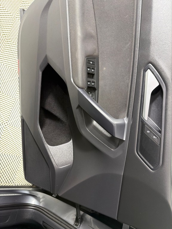 2021 Volkswagen Tiguan Image 11