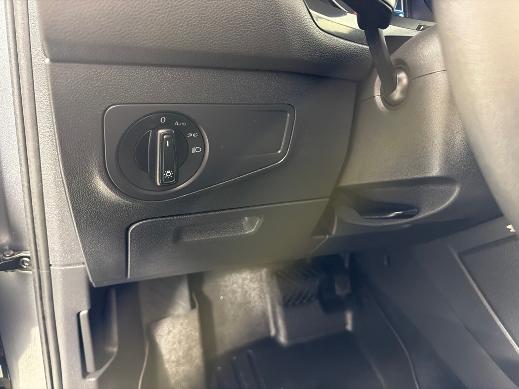 2021 Volkswagen Tiguan Image 14