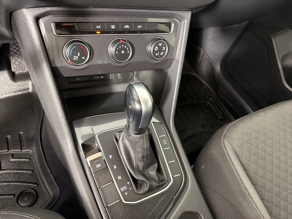 2021 Volkswagen Tiguan Image 17