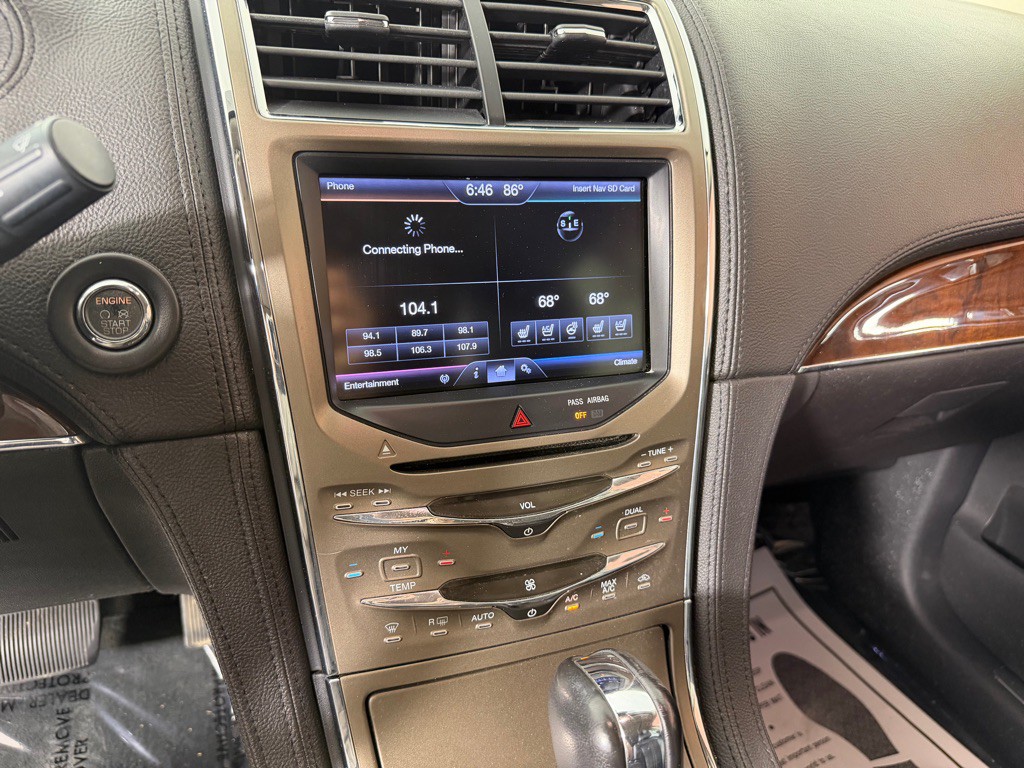2013 Lincoln MKX Image 16