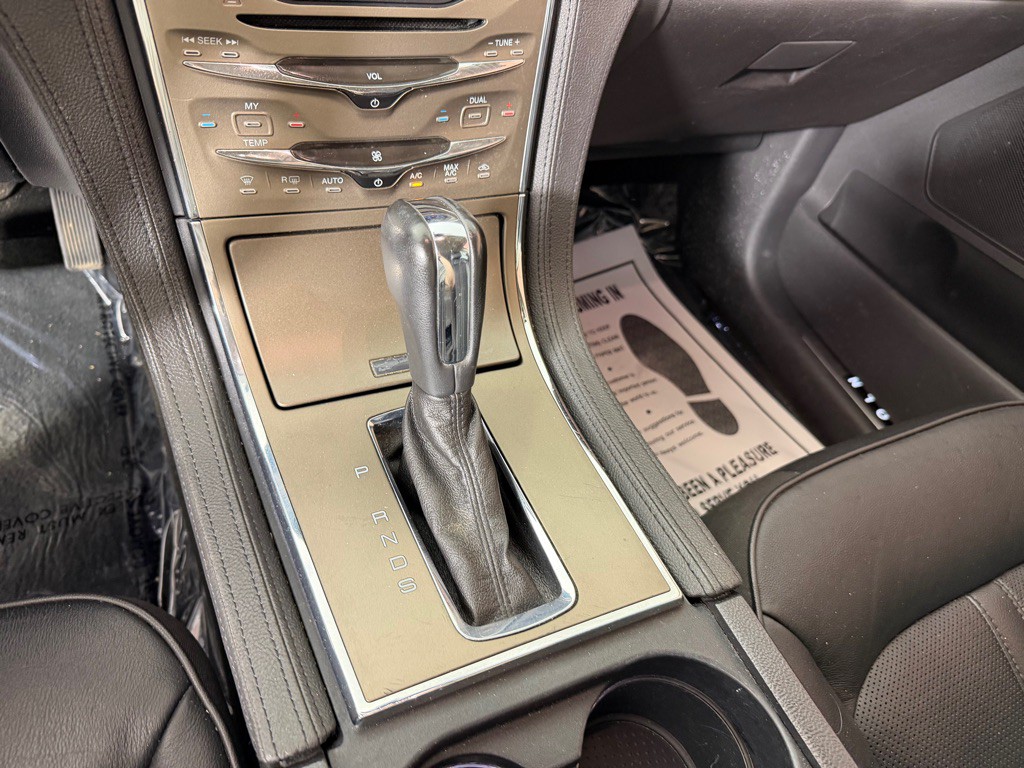 2013 Lincoln MKX Image 18