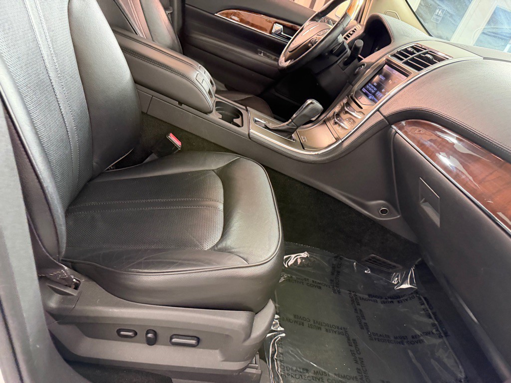 2013 Lincoln MKX Image 24