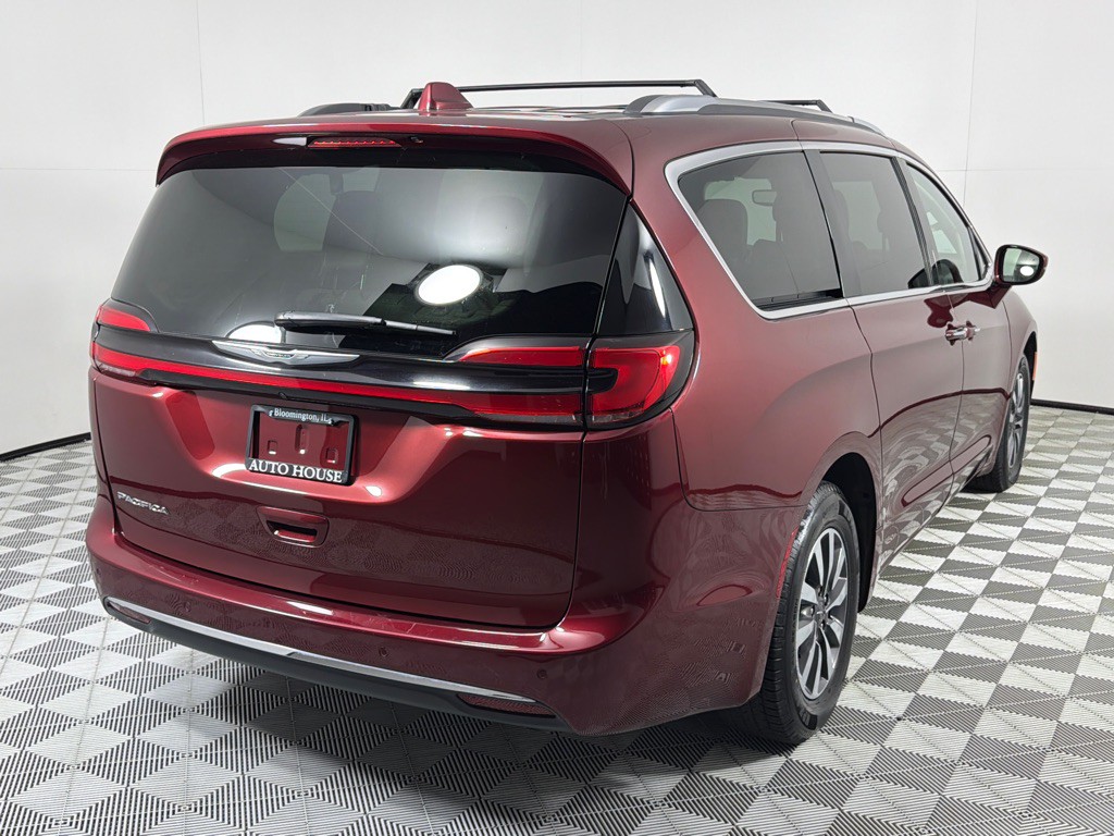 2021 Chrysler Pacifica Image 5