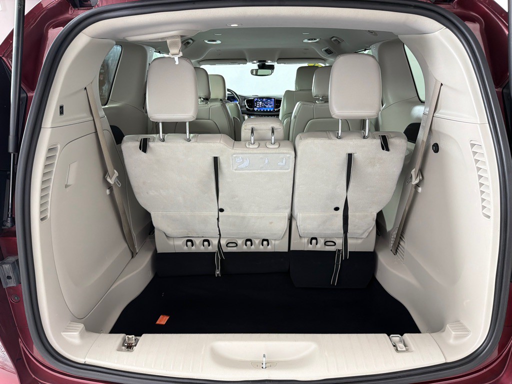 2021 Chrysler Pacifica Image 19