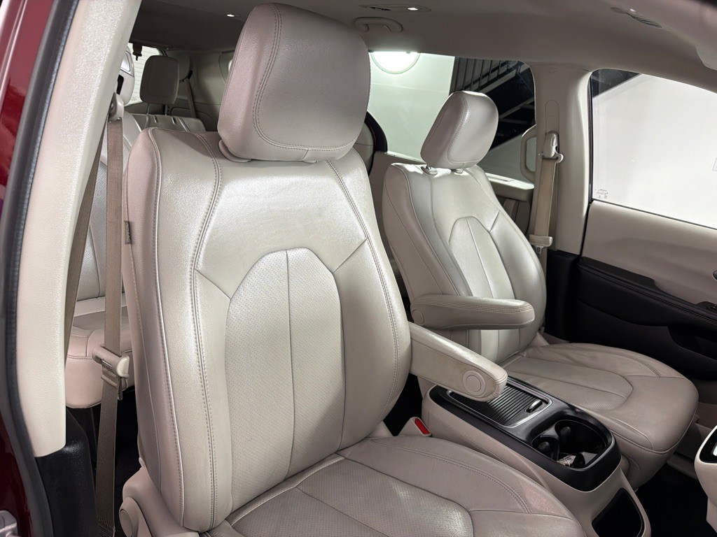 2021 Chrysler Pacifica Image 23