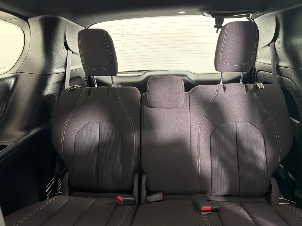 2023 Chrysler Pacifica Image 20