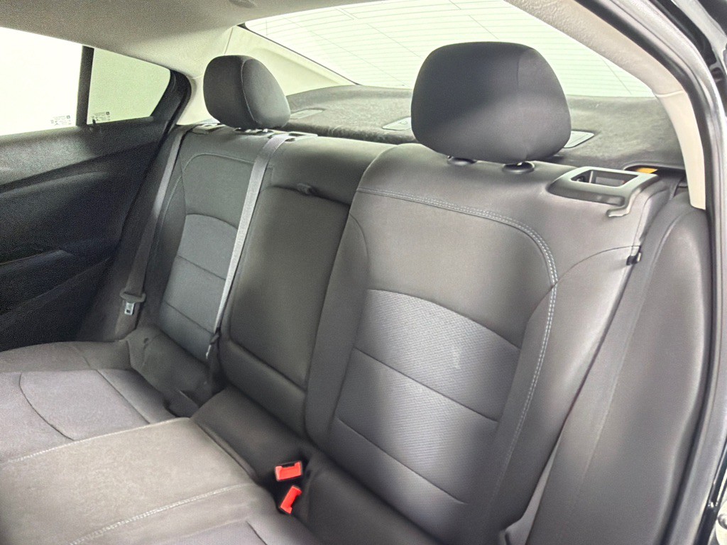 2017 Chevrolet Cruze Image 17
