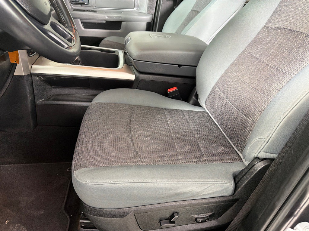 2018 RAM 1500 Image 12