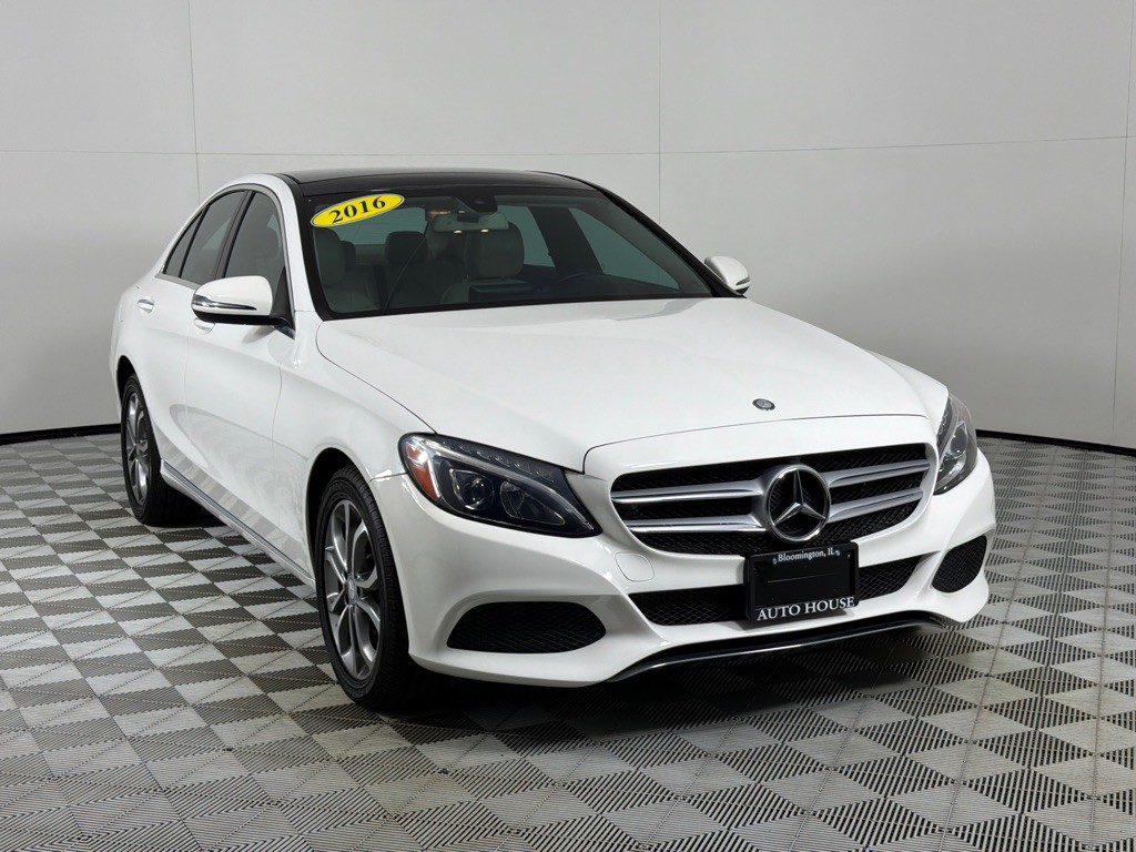 2016 Mercedes-Benz C-Class Image 3