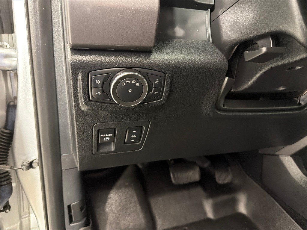 2015 Ford F-150 Image 13