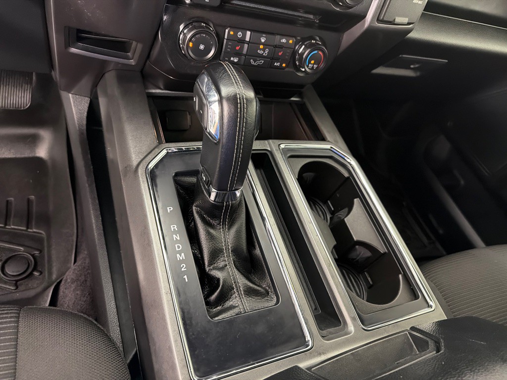 2015 Ford F-150 Image 17