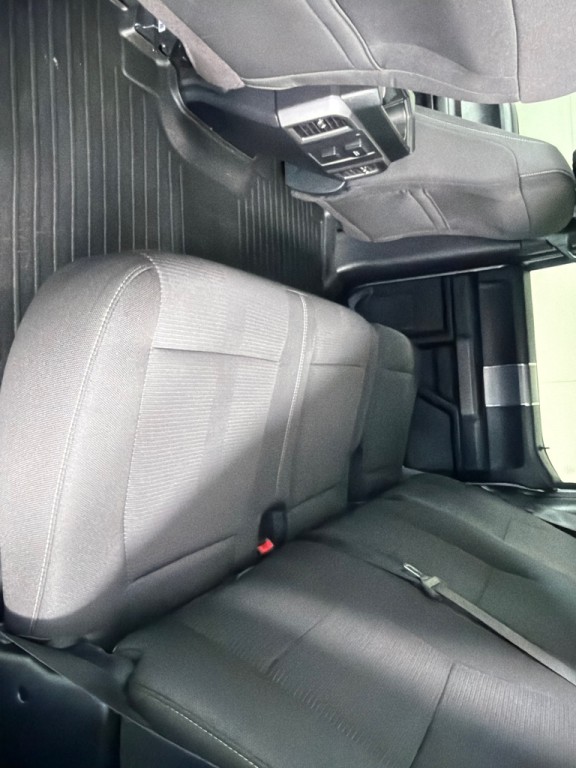 2015 Ford F-150 Image 18