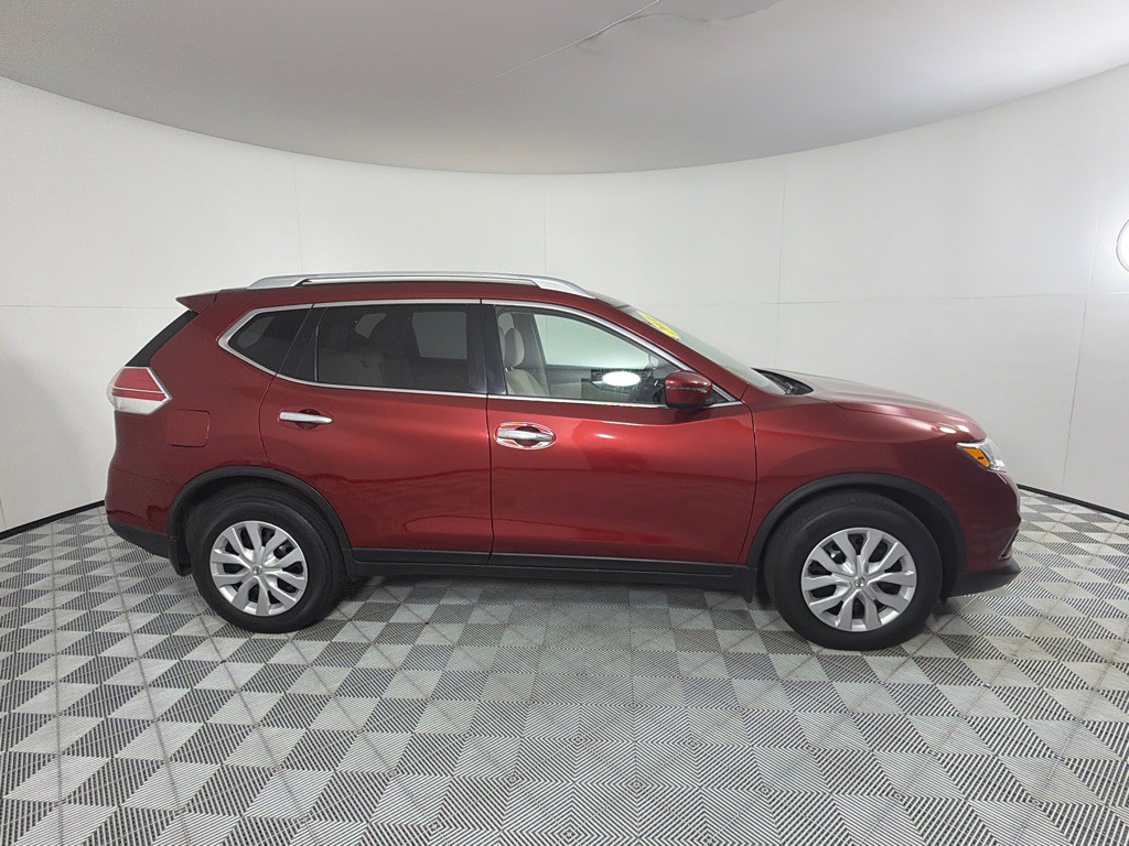 2016 Nissan Rogue Image 4