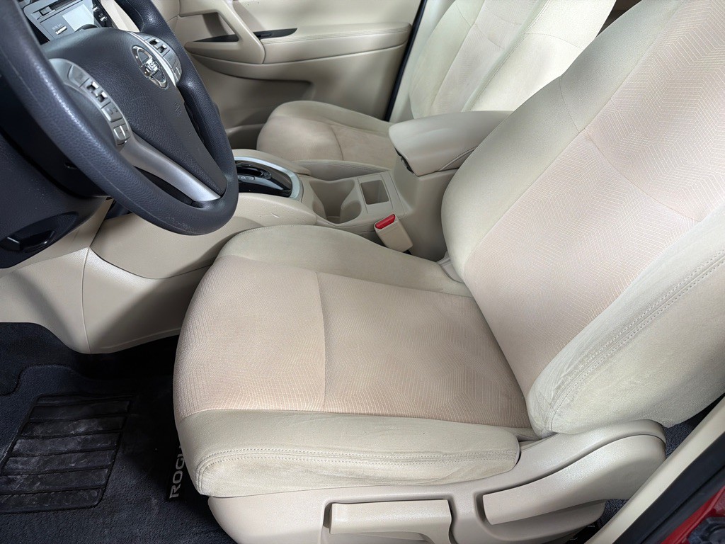 2016 Nissan Rogue Image 11
