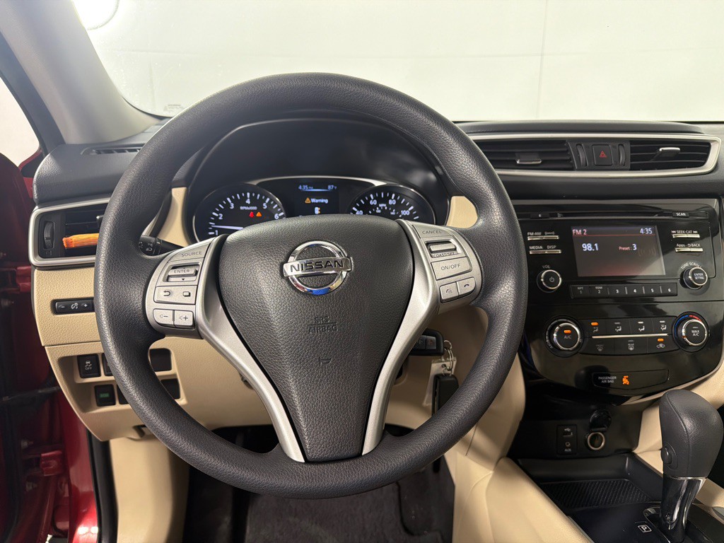 2016 Nissan Rogue Image 14