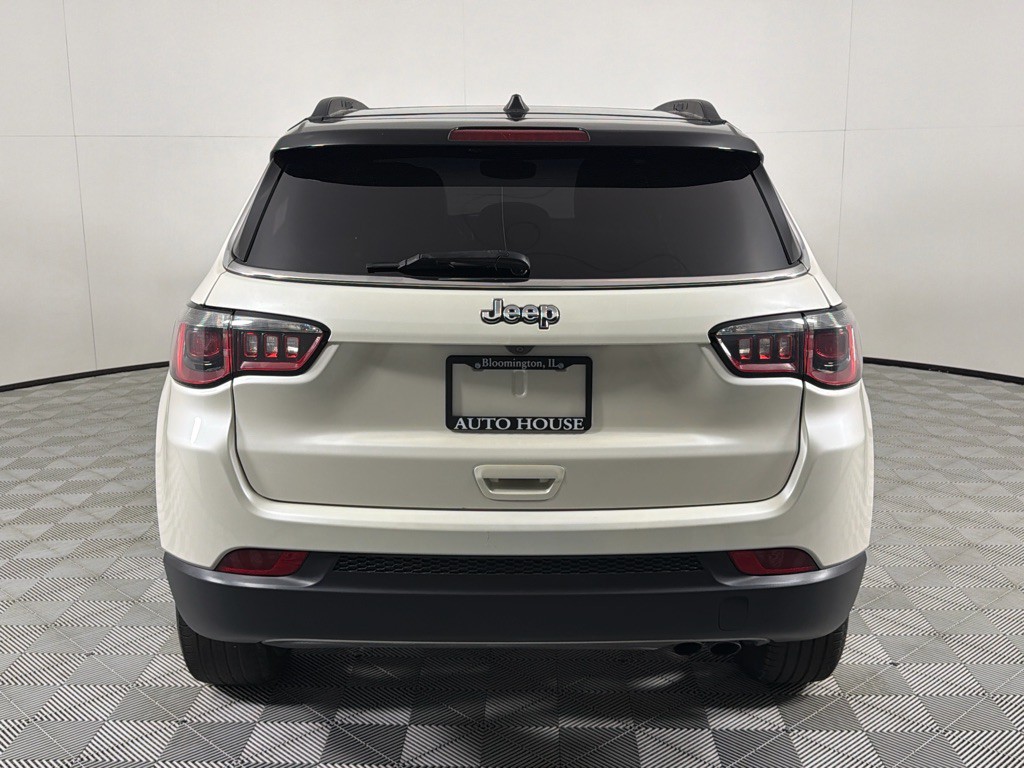 2017 Jeep Compass Image 6