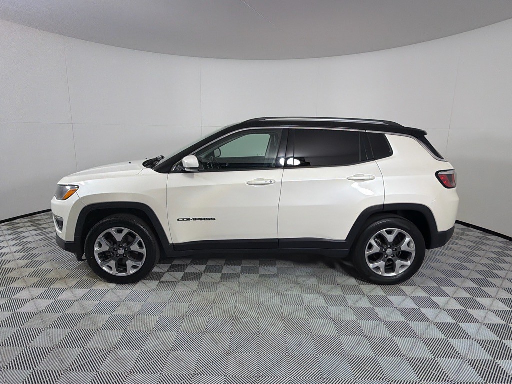 2017 Jeep Compass Image 8