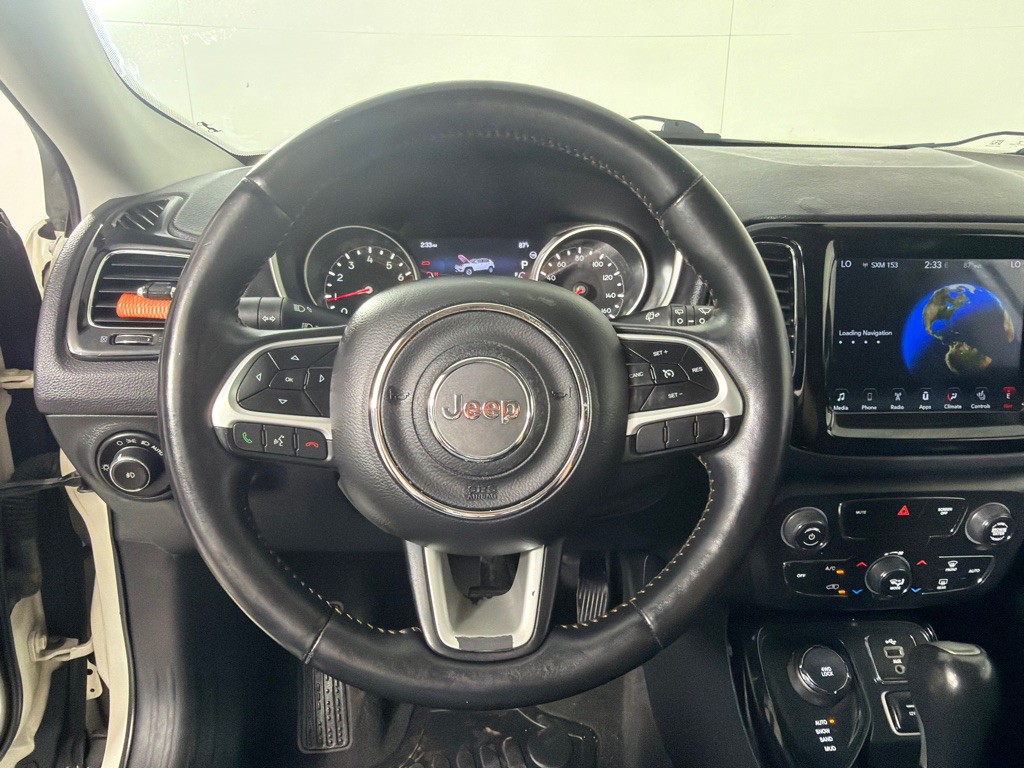 2017 Jeep Compass Image 15