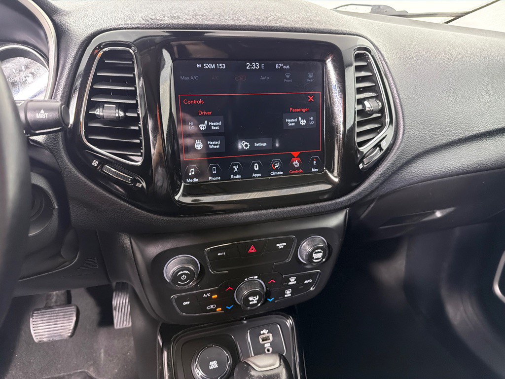 2017 Jeep Compass Image 18