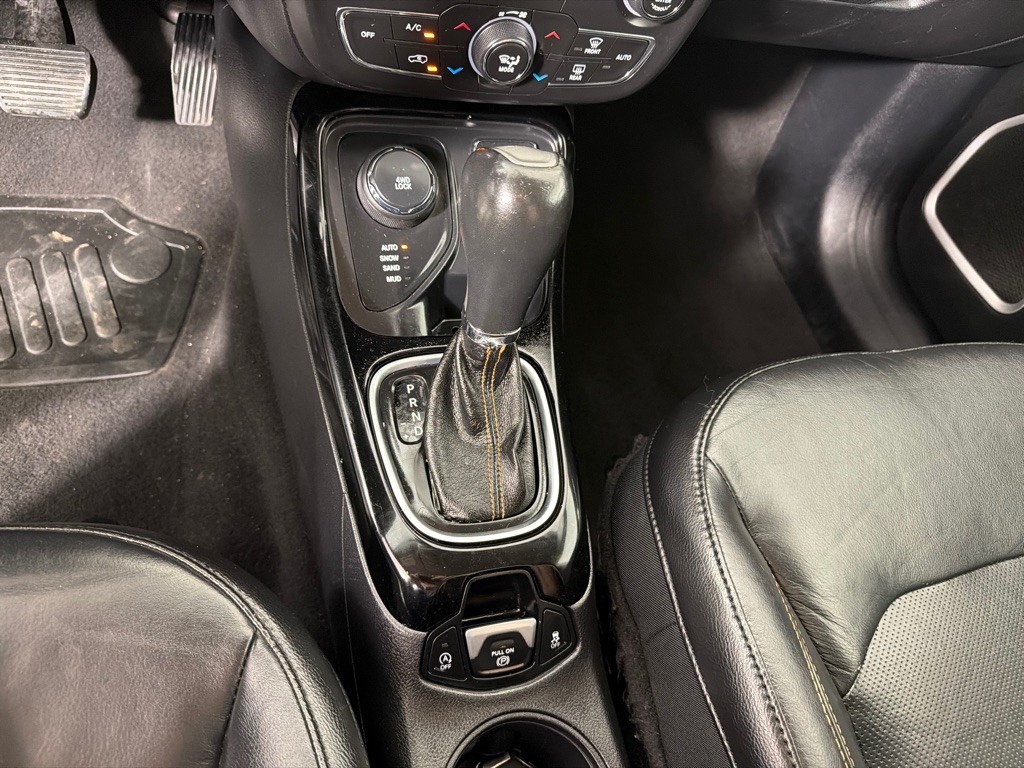 2017 Jeep Compass Image 19