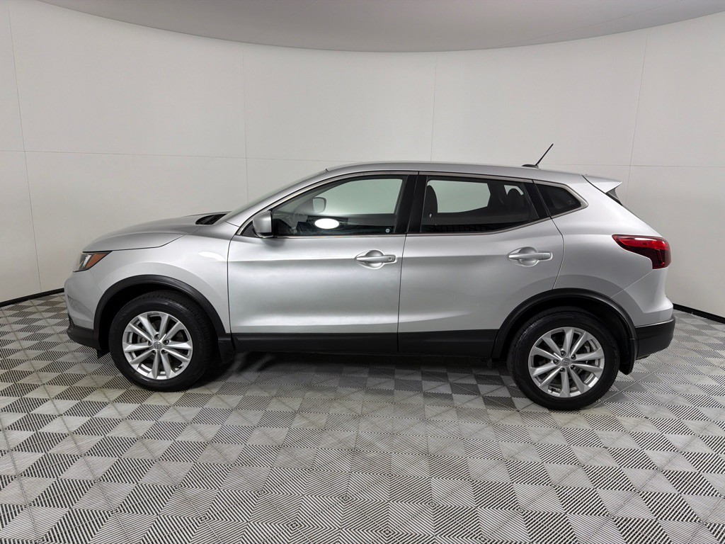 2017 Nissan Rogue Image 7