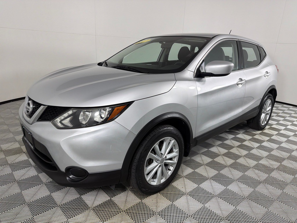 2017 Nissan Rogue Image 8
