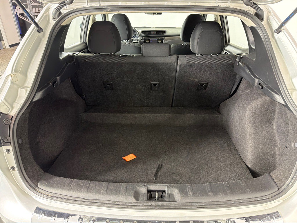 2017 Nissan Rogue Image 20
