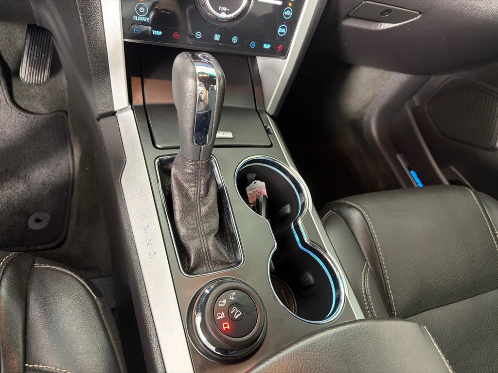 2015 Ford Explorer Image 18
