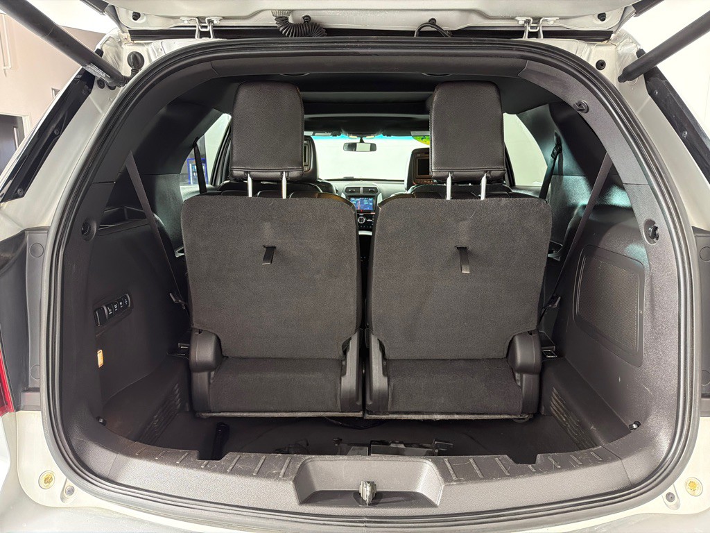 2015 Ford Explorer Image 22