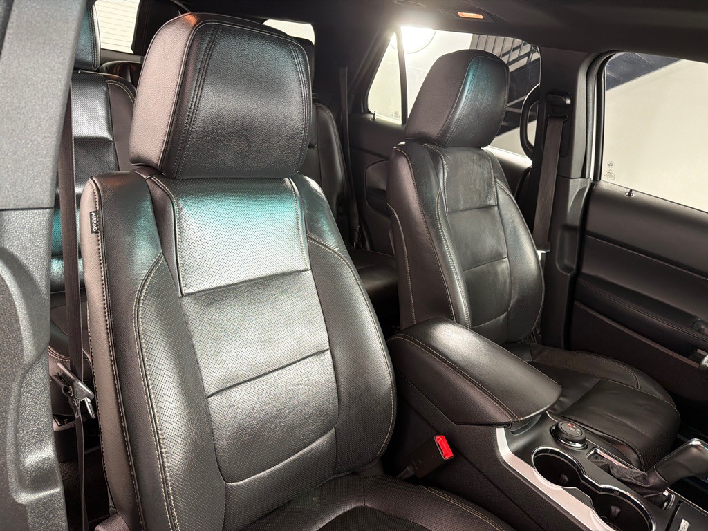 2015 Ford Explorer Image 26