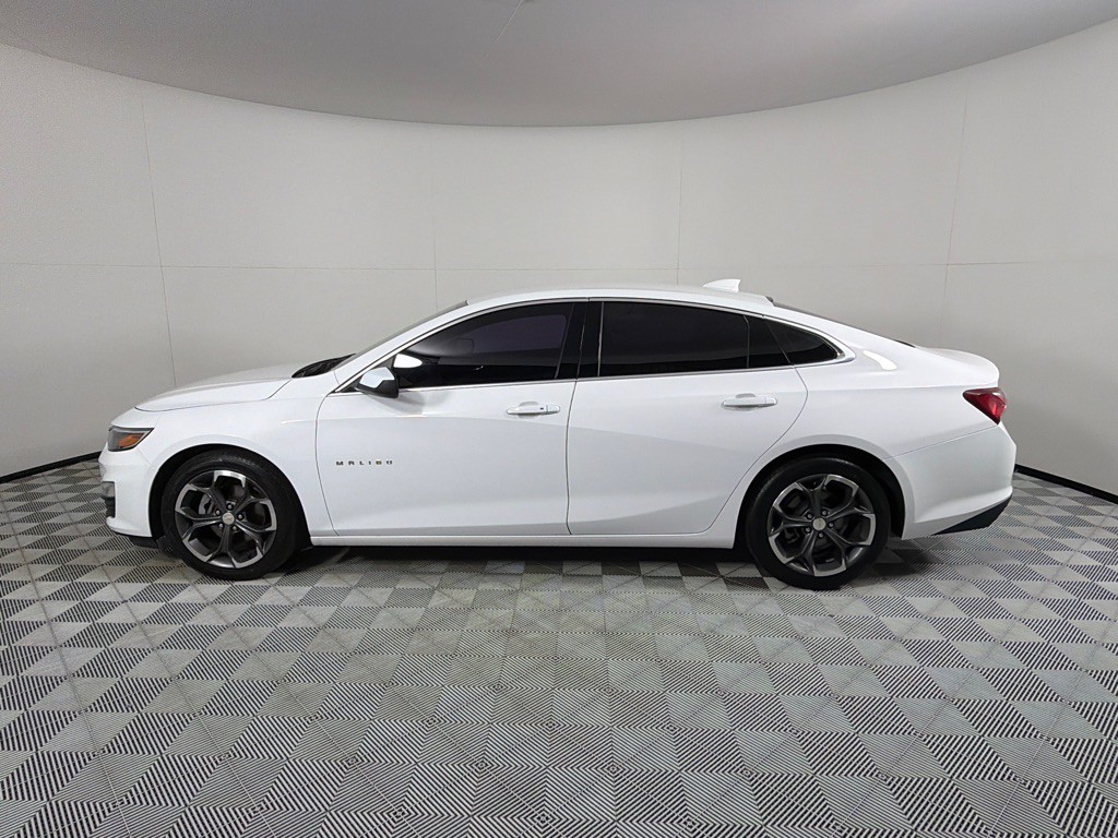 2022 Chevrolet Malibu Image 8