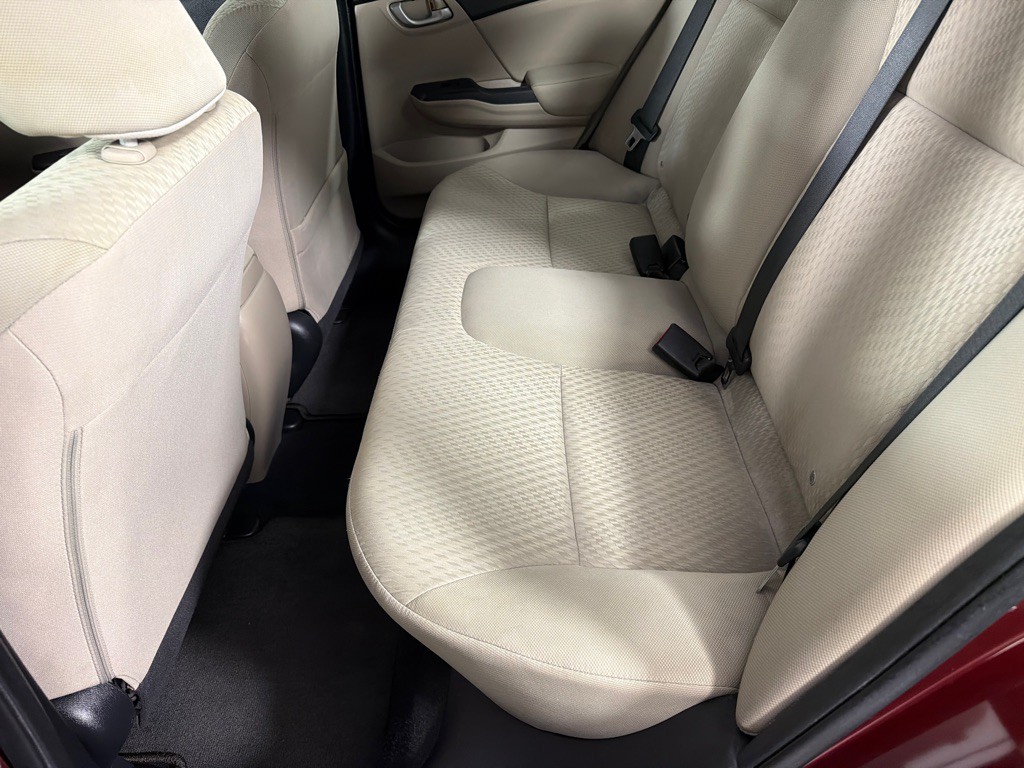 2015 Honda Civic Image 17
