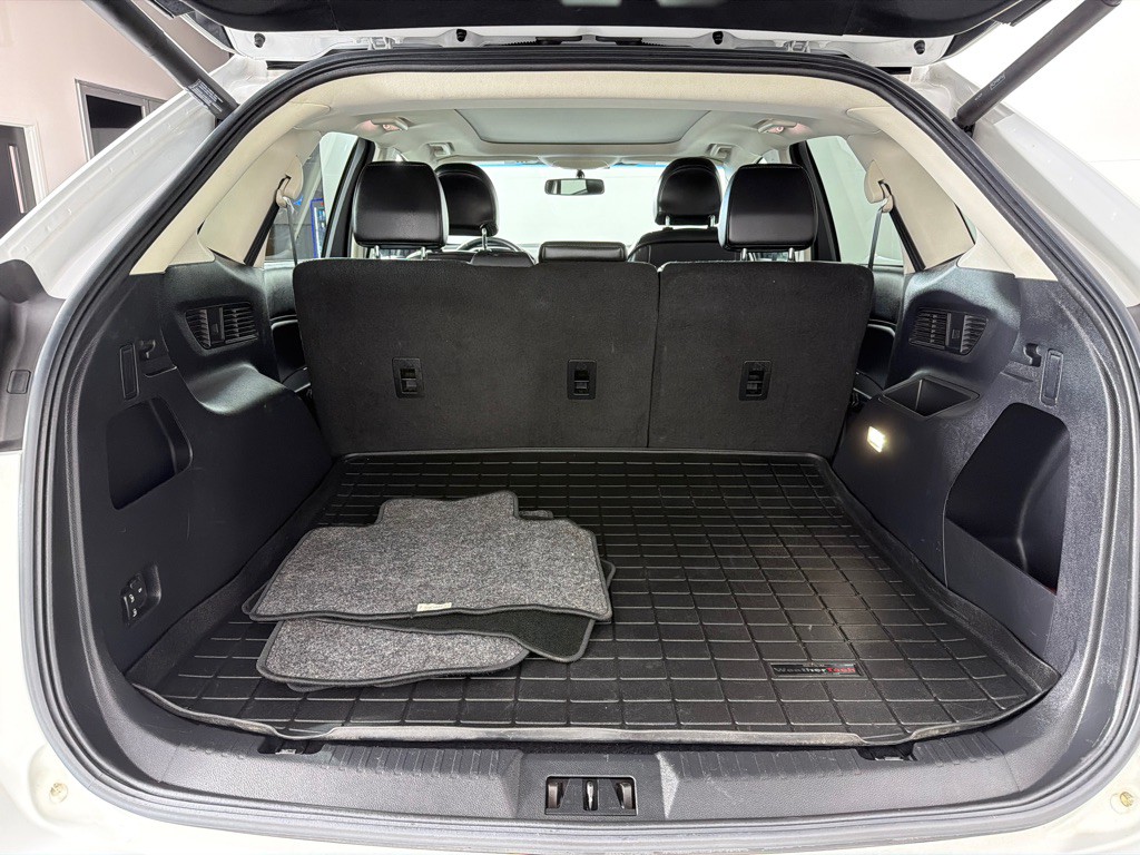 2016 Ford Edge Image 20