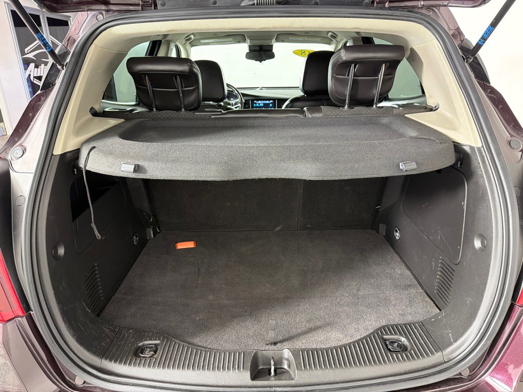 2018 Buick Enclave Image 19