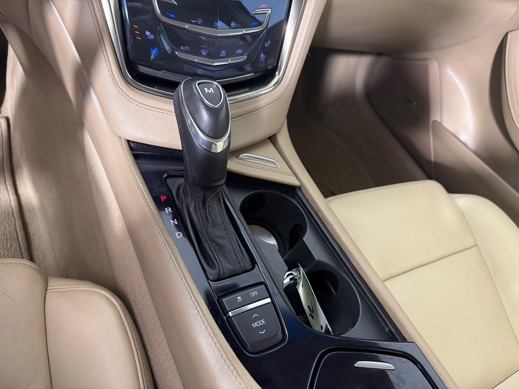 2016 Cadillac CTS Image 18
