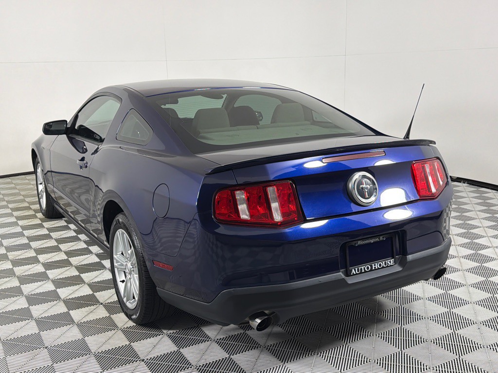 2011 Ford Mustang Image 6