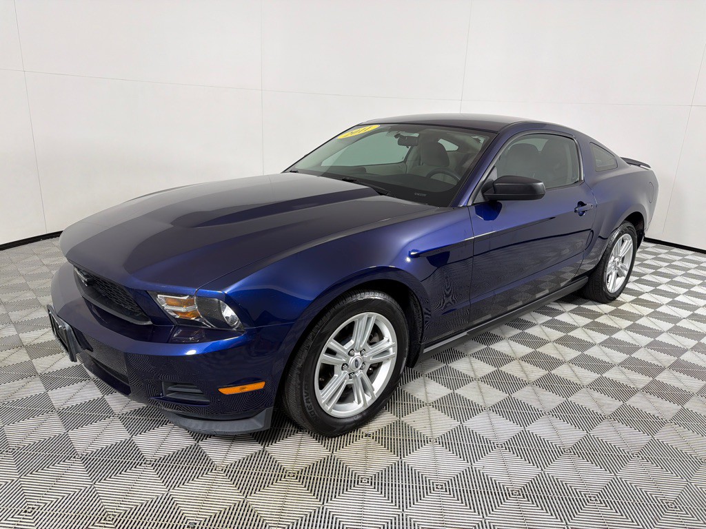 2011 Ford Mustang Image 8