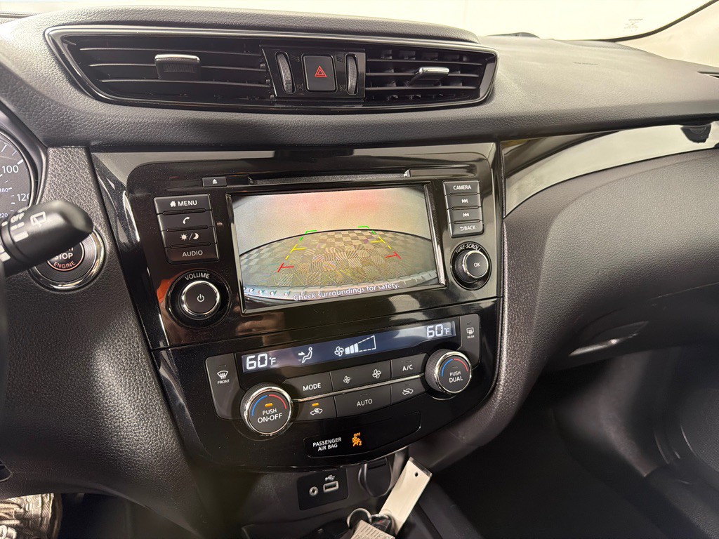 2022 Nissan Rogue Image 17