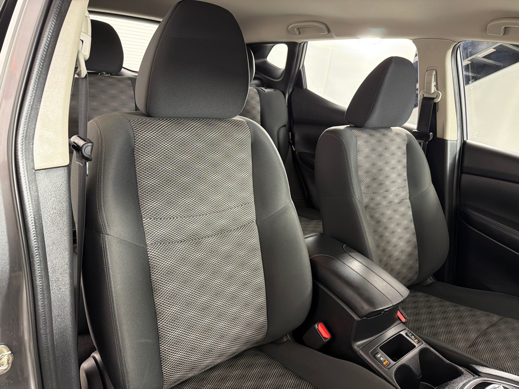 2022 Nissan Rogue Image 26