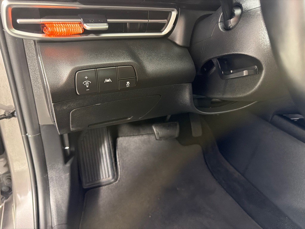 2022 Hyundai Elantra Image 14
