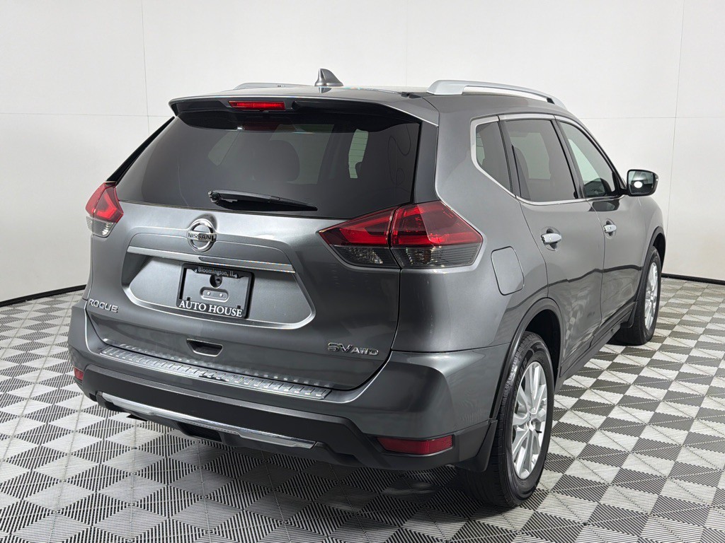2018 Nissan Rogue Image 4