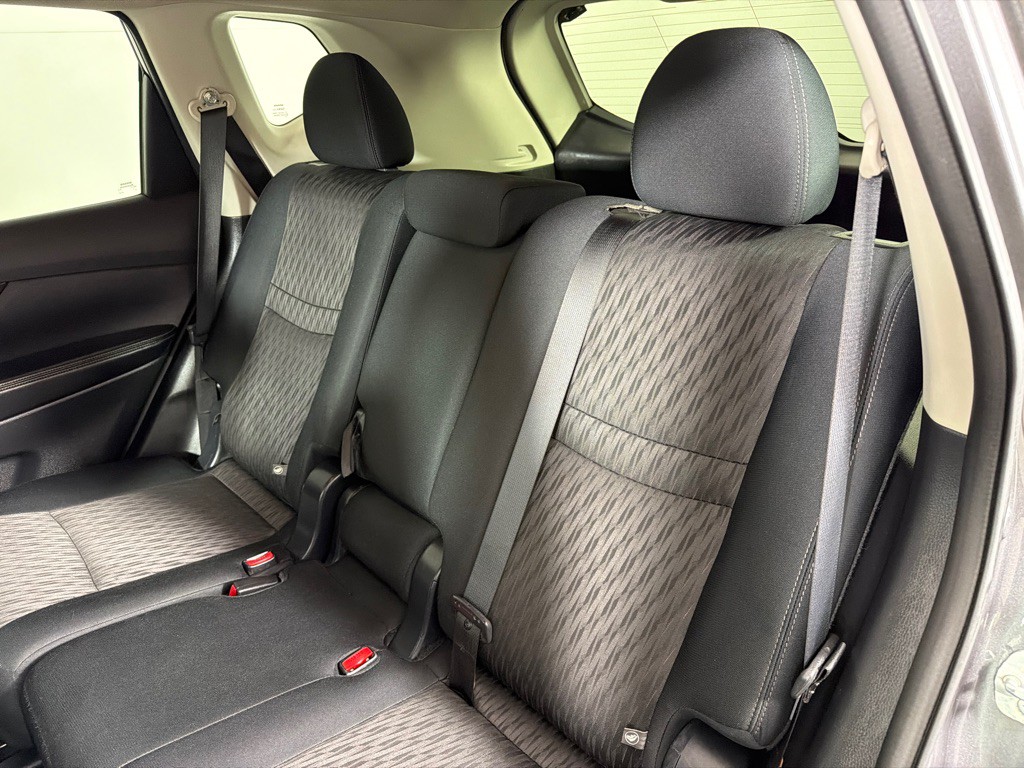 2018 Nissan Rogue Image 20