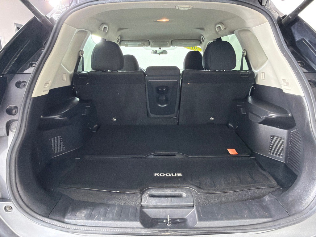 2018 Nissan Rogue Image 21