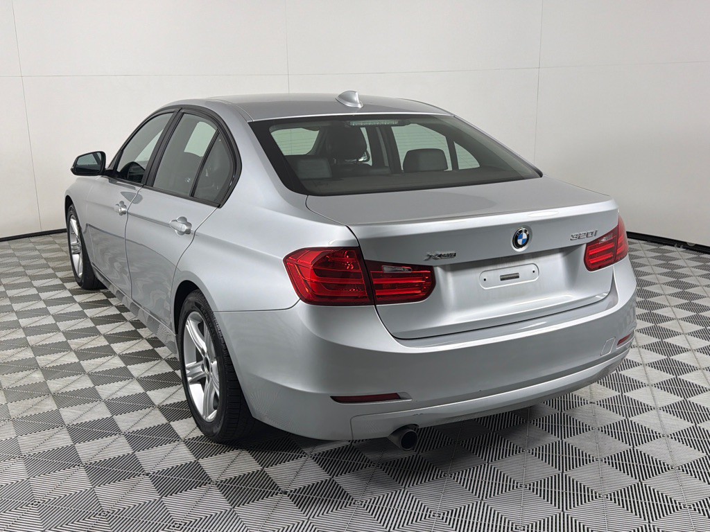 2015 BMW 3 Series Image 7