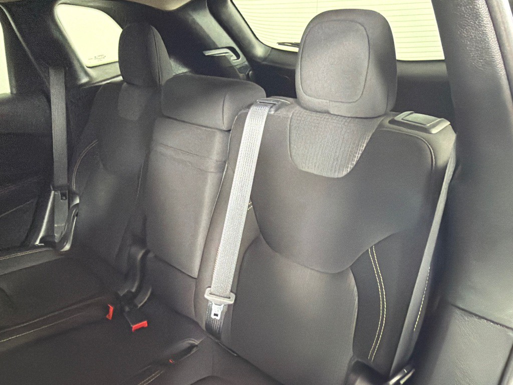2017 Jeep Cherokee Image 19