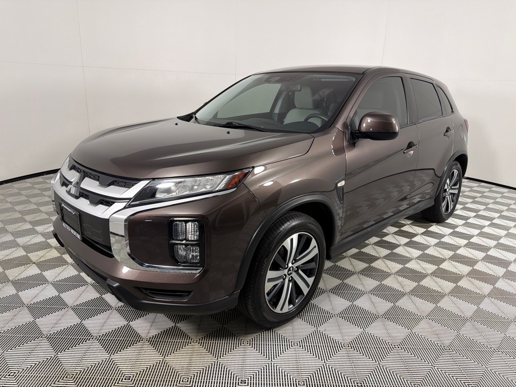 2021 Mitsubishi Outlander Image 9