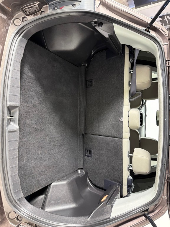 2021 Mitsubishi Outlander Image 21