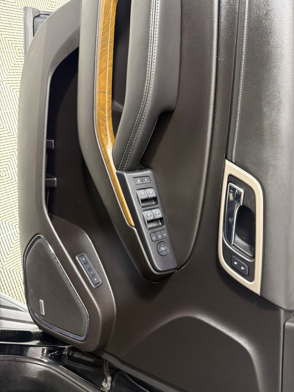 2019 GMC Yukon Image 11