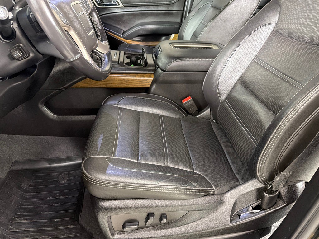 2019 GMC Yukon Image 12